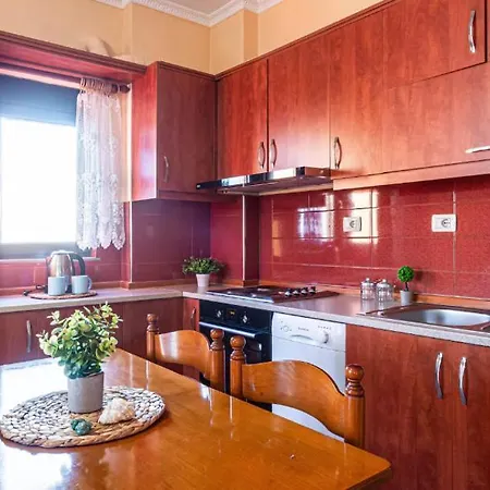 Apartment Me Pamje Nga Deti, Park *